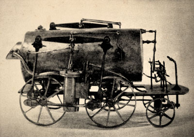 Модель первого российского паровоза 1829 г. в Эрмитаже